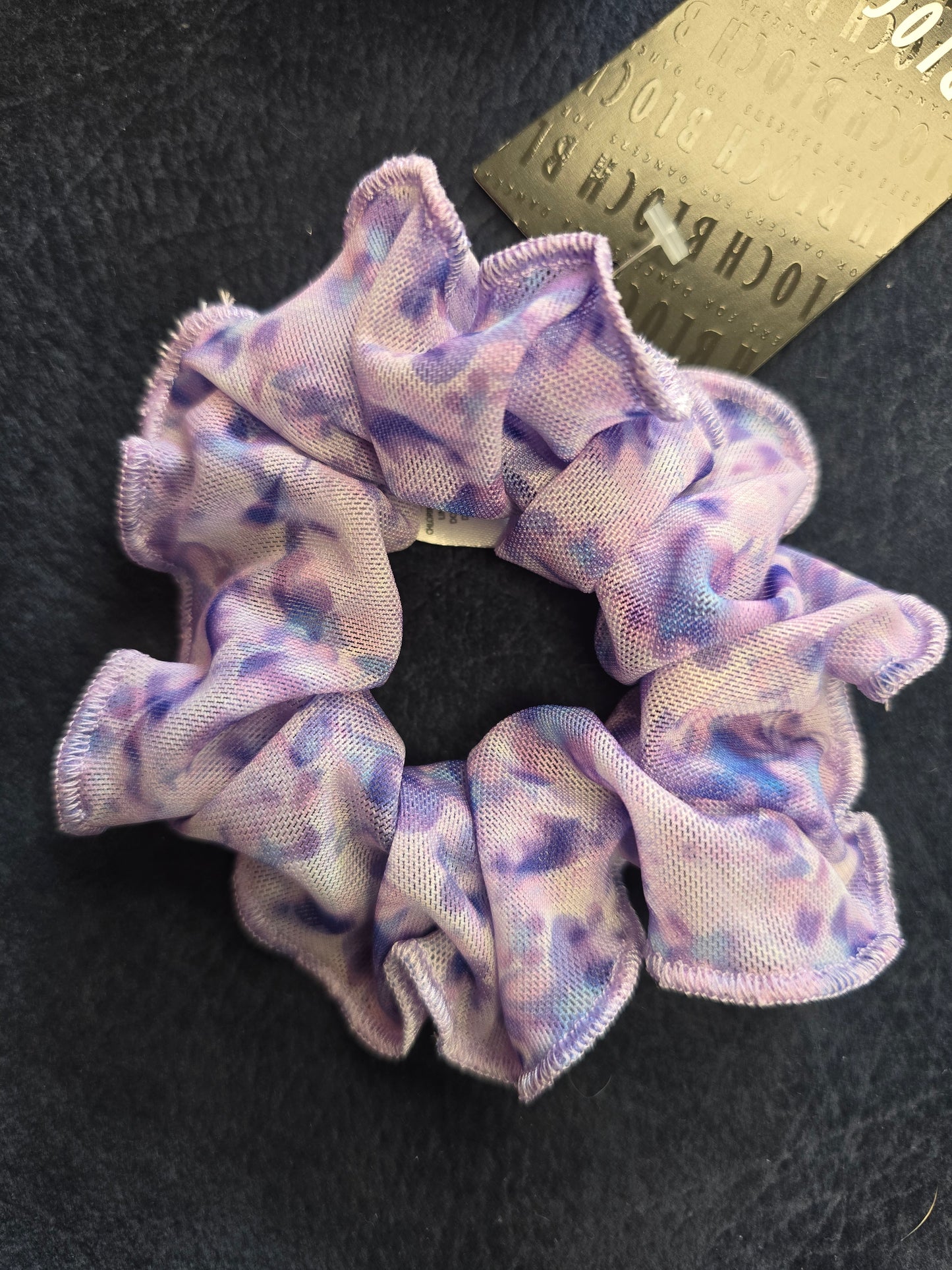 Bloch Scrunchie
