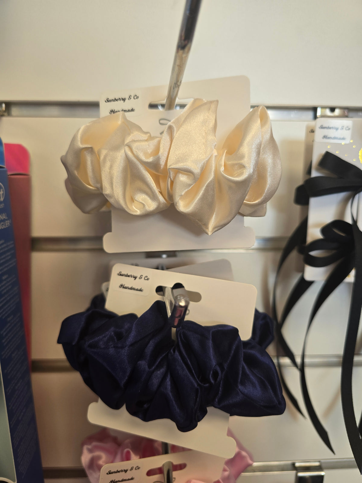 Sunberry & Co. Scrunchie
