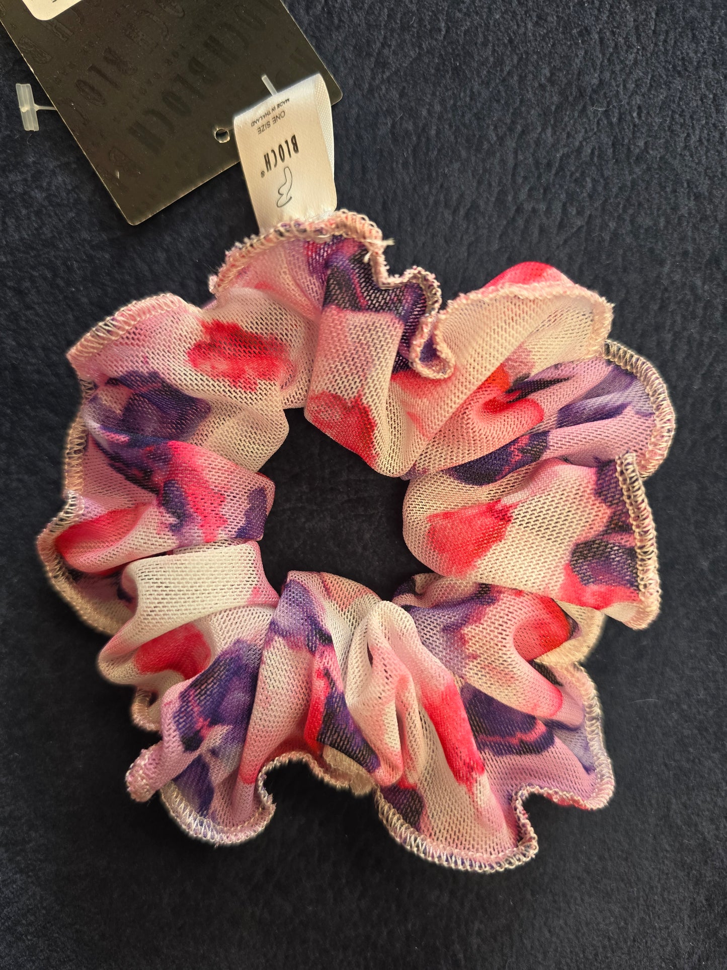 Bloch Scrunchie
